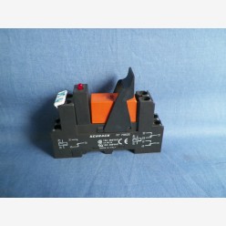 Schrack RT 424024 with base RT 78625